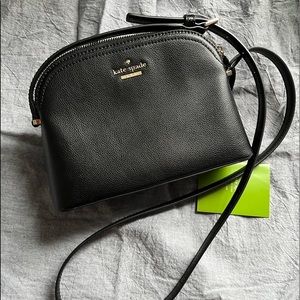 Kate Spade ♠️ Crossbody patterson drive peggy NWOT Black pebbled leather, 9x6x3